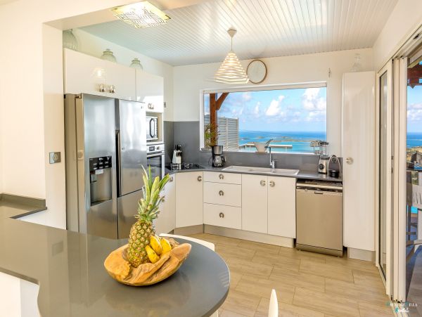 Martinique Home 980563