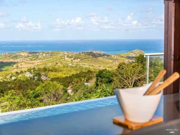 Martinique Home 980563