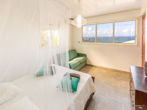 Martinique Home 980563
