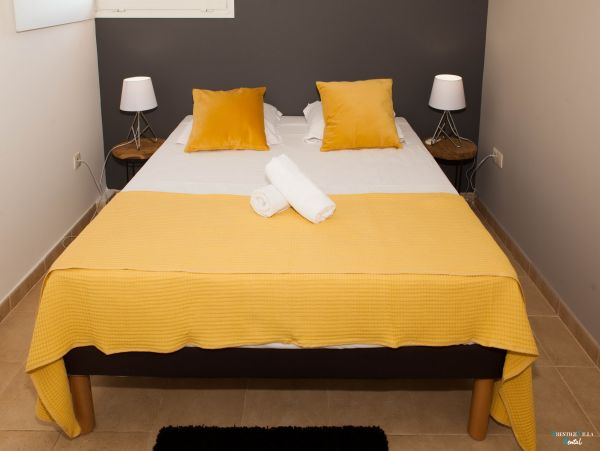 Martinique Home 980564