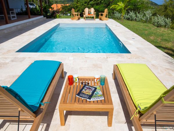 Martinique Home 980565