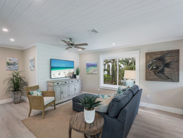 Anna Maria 4 Bedroom Family Home with Private Pool & Spa