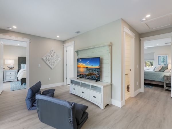 Anna Maria 4 Bedroom Family Home with Private Pool & Spa