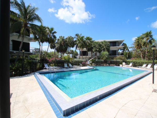 The Florida Keys Condo 980917