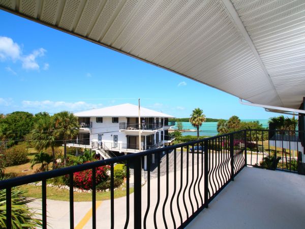 The Florida Keys Condo 980917