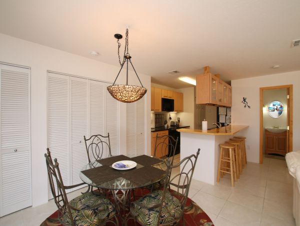 The Florida Keys Condo 980917