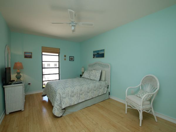 The Florida Keys Condo 980917