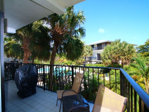 The Florida Keys Condo 980923