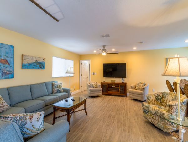 Key Colony Beach Vacation Rental - Florida Keys Waterfront Home with Pool, Dock & Tiki Hut