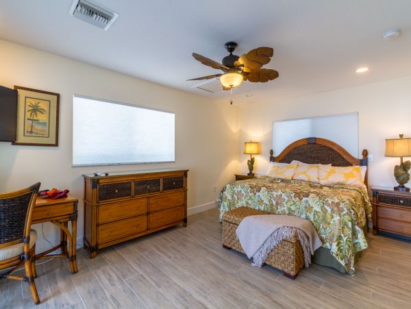 Key Colony Beach Vacation Rental - Florida Keys Waterfront Home with Pool, Dock & Tiki Hut