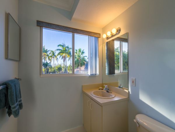 The Florida Keys Home 980928