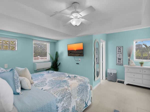 Spacious Family Retreat with Pool, Dockage, and Water Access