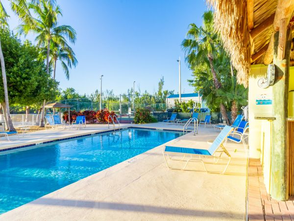 Three Stories 3 bedroom Yacht Club Townhome