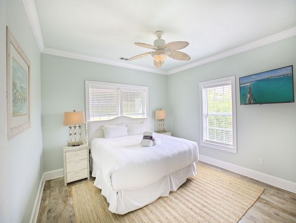 Destin Seven Bedroom Walk to Beach Vacation Home