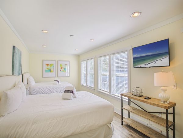 Destin Seven Bedroom Walk to Beach Vacation Home