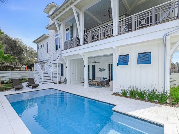 Inlet Beach Luxury Vacation Accommodation Walk to Beach