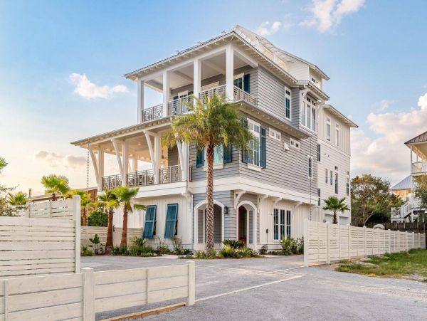 Inlet Beach Luxury Vacation Accommodation Walk to Beach