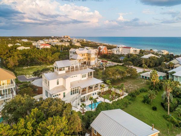 Inlet Beach Luxury Vacation Accommodation Walk to Beach