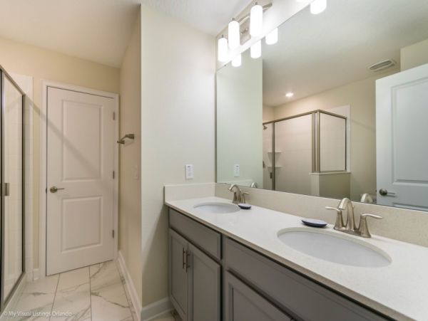Orlando Home 981105