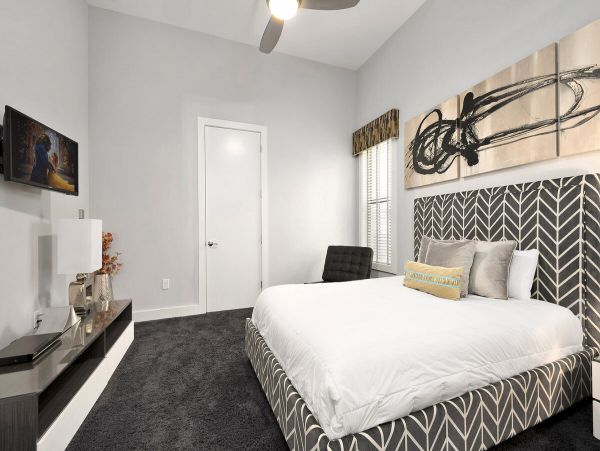 Orlando Home 981113