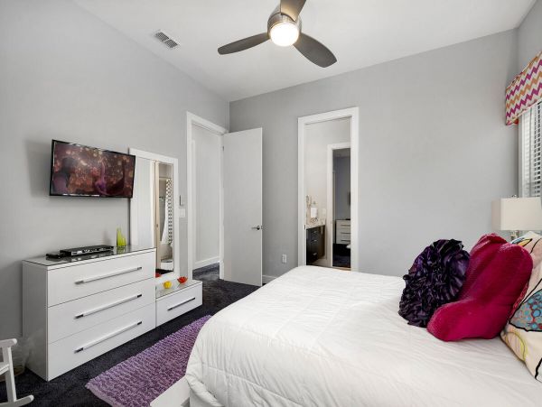 Orlando Home 981113