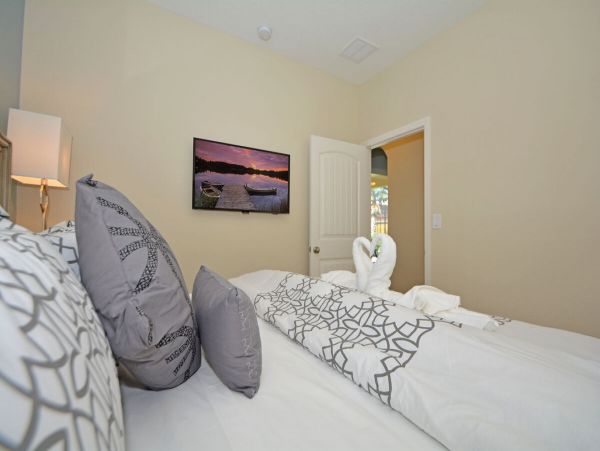 Orlando Home 981130