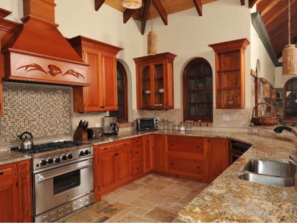 St. John Home 981279