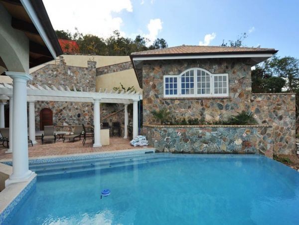 St. John Home 981279