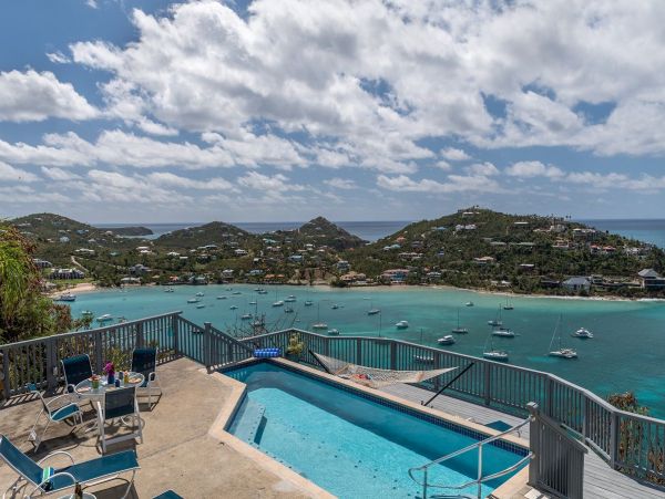 St. John Home 981280