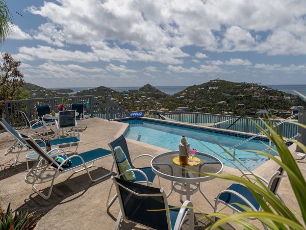 St. John Home 981280