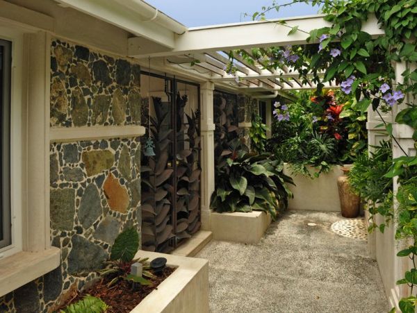 St. John Home 981281