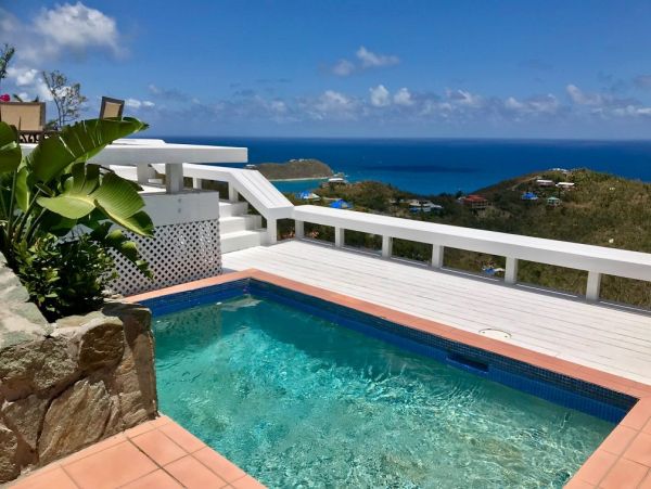 St. John Home 981282