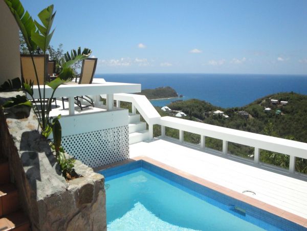 St. John Home 981282