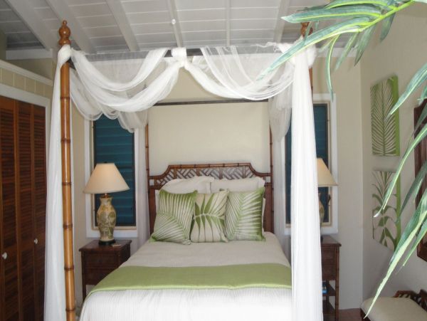 St. John Home 981282