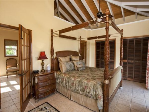 St. John Home 981284