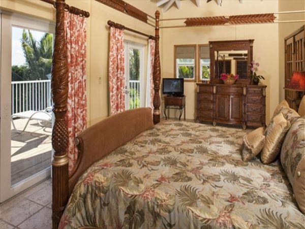 St. John Home 981284