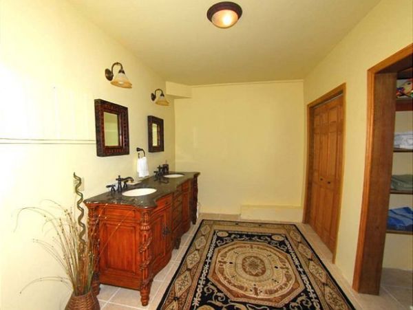 St. John Home 981284