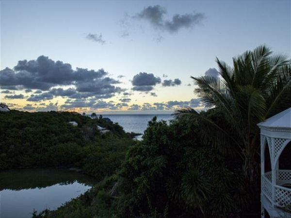 St. John Home 981284