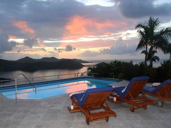 St. John Home 981287