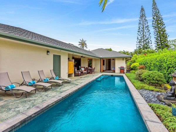 Princeville Walk to Beach Three Bedroom Exquisite Island Home