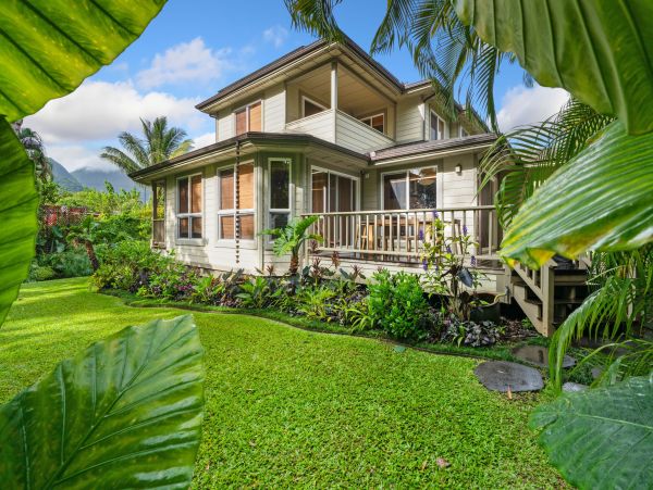 Hanalei Vacation Rental Luxury 5-Bedroom Home Near Hanalei Bay
