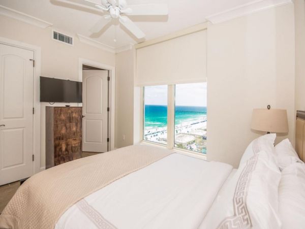 Gulf Views Pensacola Vacation Condo Four Bedroom