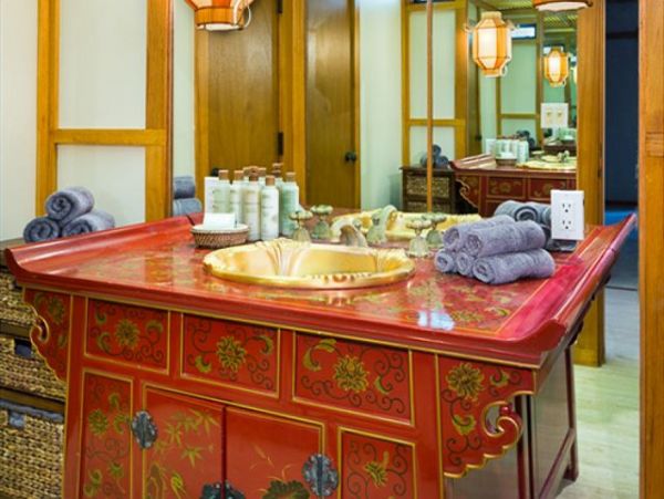 Nothing Short of Spectacular Honolulu Vacation Rental Home