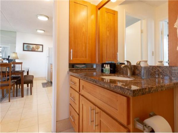 Honolulu Diamond Head Kahala Condo 981389