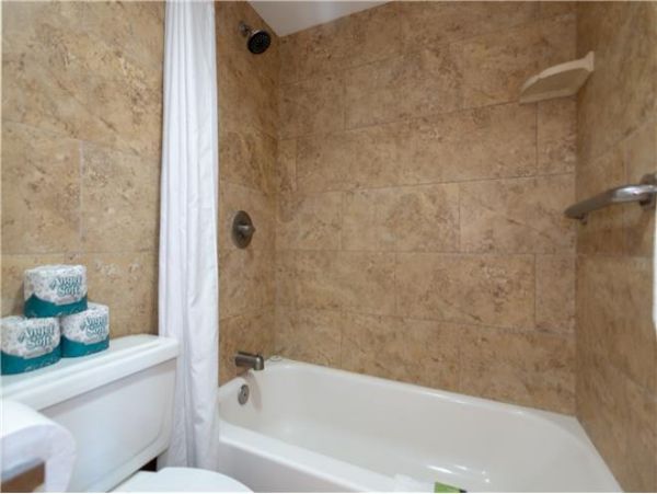 Honolulu Diamond Head Kahala Condo 981390