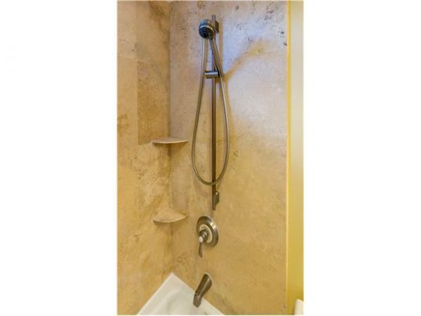 Honolulu Diamond Head Kahala Condo 981442