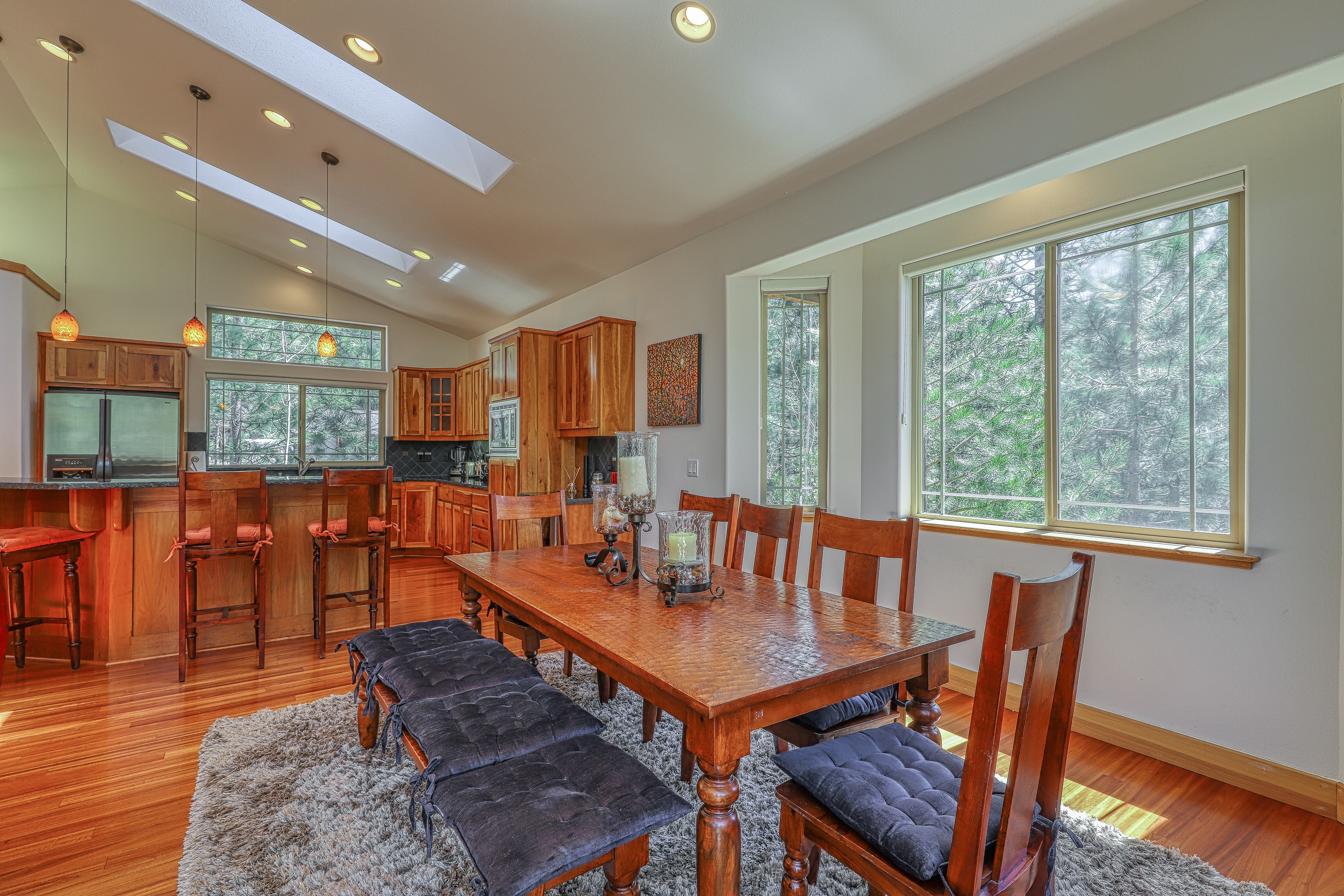 Spacious 3 Bedroom Home Near Lake Tahoe