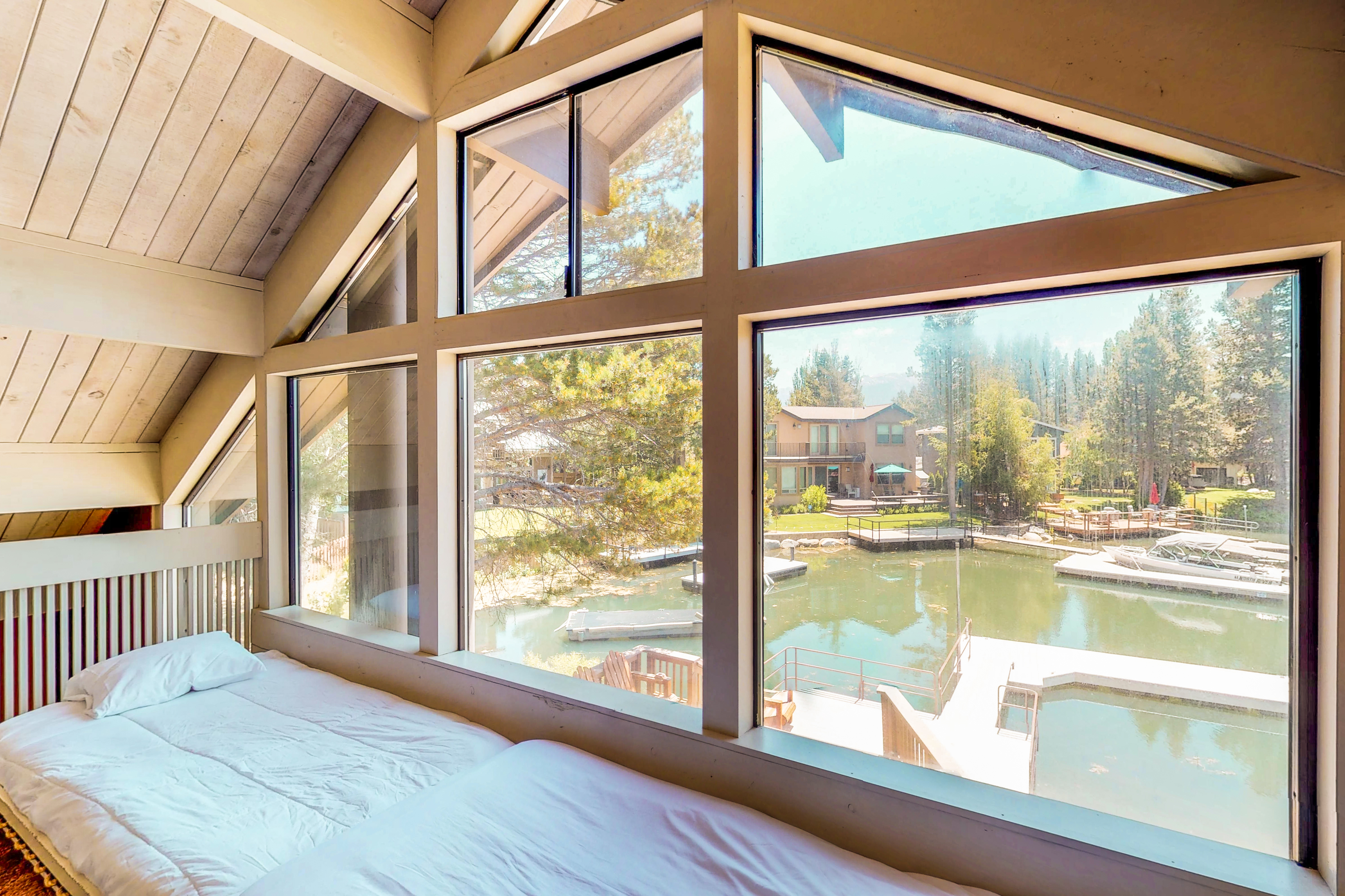 Lake Tahoe South Shore Home 981457