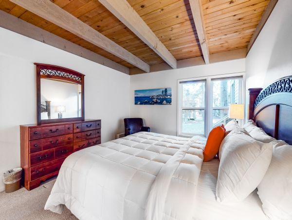 Lake Tahoe South Shore Home 981470