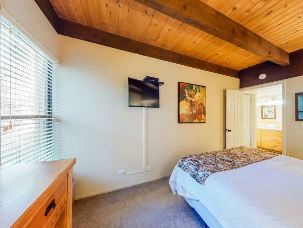 Lake Tahoe South Shore Home 981471
